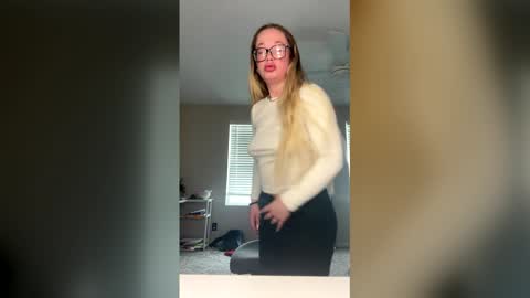 Snapshot of doubleddee22 chatting on 22, 3, 2026 doubleddee22 online show from 22, 3, 2026