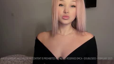 MOLLYYYY dont forget to give me a thumb up online show from 4, 3, 2025