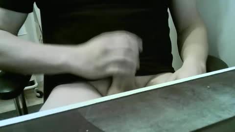 Snapshot of doudoudou1 chatting on 27, 10, 2025 doudoudou online show from 27, 10, 2025