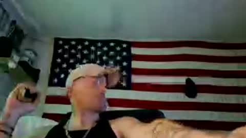 dougiebisme online show from 25, 6, 2026