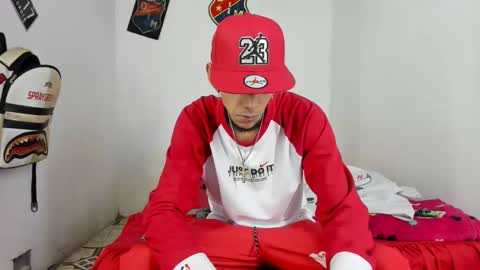 Snapshot of douglas_gallegos chatting on 17, 2, 2025 douglas_gallegos online show from 17, 2, 2025