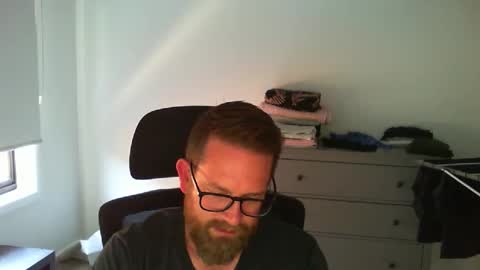 Snapshot of downunderwonder13 chatting on 17, 12, 2025 downunderwonder13 online show from 17, 12, 2025