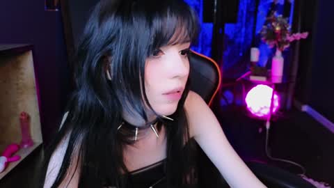 Draculaura online show from 29, 1, 2025