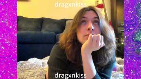 dragxnkiss online show from 5, 12, 2025