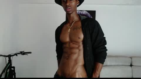 Snapshot of drake_brown_23 chatting on 2, 6, 2026 Drake 23 online show from 2, 6, 2026