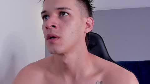 Snapshot of drake_carter1 chatting on 15, 10, 2025 drake_carter1 online show from 15, 10, 2025