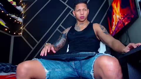 Drake online show from 4, 2, 2025