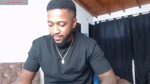 Snapshot of drake_nassir4 chatting on 10, 7, 2026 ---Drake--- online show from 10, 7, 2026