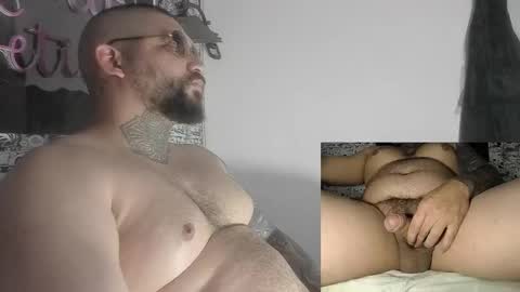 drake whitee Independent Model online show from 17, 9, 2025