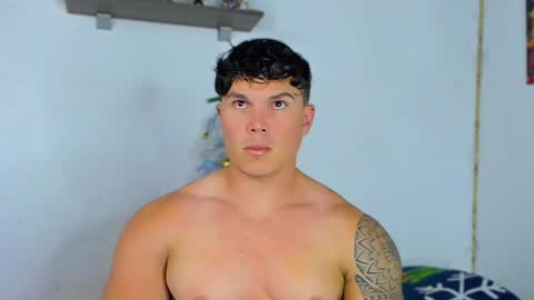 Snapshot of drake_xion1 chatting on 8, 1, 2025 drake_xion1 online show from 8, 1, 2025