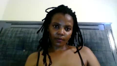 Snapshot of dream4happiness chatting on 2, 11, 2025 Dream online show from 2, 11, 2025