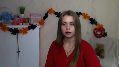 Snapshot of dream_mari chatting on 7, 10, 2025 Mari online show from 7, 10, 2025