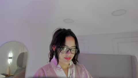 Snapshot of dream_nena chatting on 3, 10, 2025 N E N A online show from 3, 10, 2025