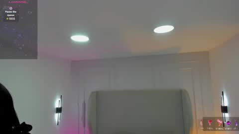 Snapshot of dream_nena chatting on 4, 10, 2025 N E N A online show from 4, 10, 2025