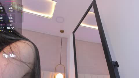 Snapshot of dream_nena chatting on 23, 11, 2025 N E N A online show from 23, 11, 2025