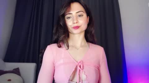 Nicole online show from 30, 1, 2025