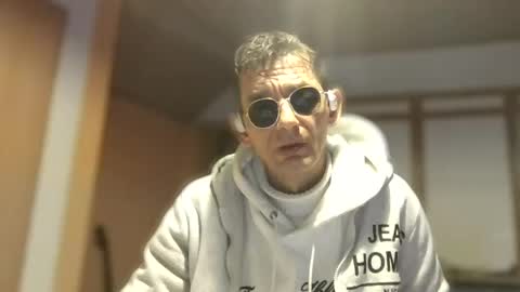 Snapshot of dreambob chatting on 20, 12, 2025 Dreambob online show from 20, 12, 2025