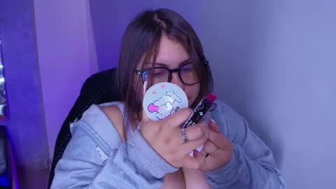 Snapshot of dreambooo_ chatting on 12, 5, 2026 C A M I L A online show from 12, 5, 2026