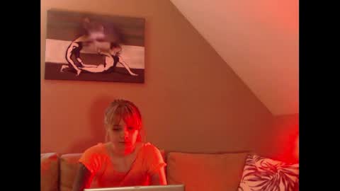 A girl online show from 20, 12, 2024