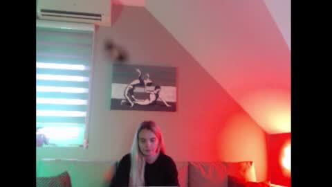 A girl online show from 5, 12, 2025