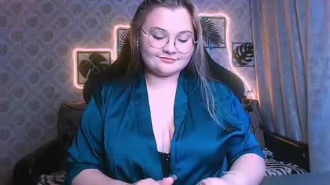 dreamforyoue2 online show from 15, 7, 2026