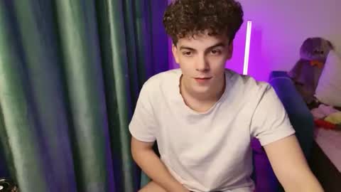 Snapshot of dreamgonetan chatting on 6, 10, 2025 dreamgonetan online show from 6, 10, 2025