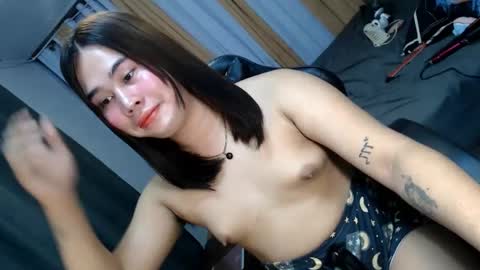 Snapshot of dreammegan chatting on 19, 2, 2025 Stacy DONT FORGET TO FOLLOW ME AND THUMBS UP my wife samgrg2 online show from 19, 2, 2025