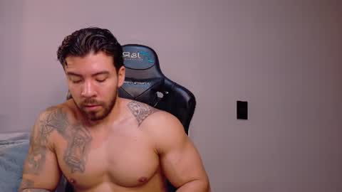 Snapshot of dreammr1 chatting on 14, 6, 2026 cris online show from 14, 6, 2026