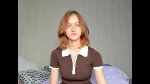 Snapshot of dreamy_pollyyy chatting on 9, 10, 2025 dreamy_pollyyy online show from 9, 10, 2025