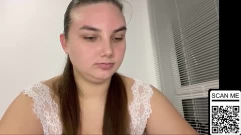 Mila online show from 26, 10, 2025