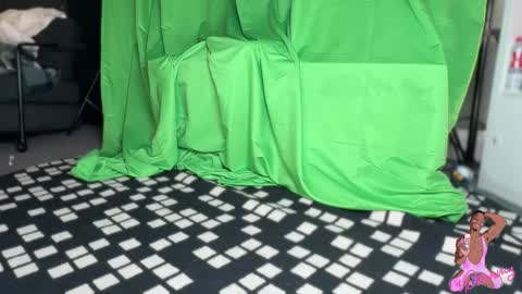 Dreamy online show from 6, 1, 2025