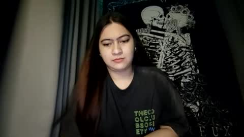 Snapshot of dreamycreamyst chatting on 5, 2, 2025 dreamycreamyst online show from 5, 2, 2025