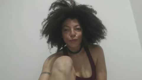 Snapshot of dreamylatina chatting on 14, 4, 2026 DreamyLatina online show from 14, 4, 2026