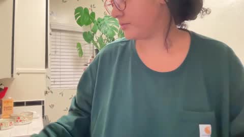 Snapshot of dreamyriri chatting on 8, 1, 2025 RIRI OR DREAMY online show from 8, 1, 2025