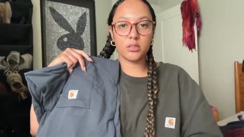 Snapshot of dreamyriri chatting on 12, 1, 2025 RIRI OR DREAMY online show from 12, 1, 2025