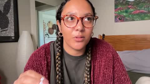 Snapshot of dreamyriri chatting on 12, 1, 2025 RIRI OR DREAMY online show from 12, 1, 2025