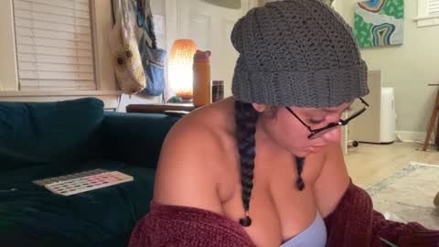 Snapshot of dreamyriri chatting on 26, 1, 2025 RIRI OR DREAMY online show from 26, 1, 2025