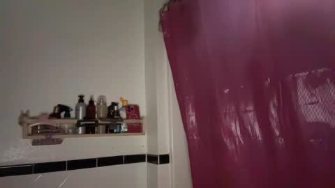 Snapshot of dreamyriri chatting on 19, 2, 2025 RIRI OR DREAMY online show from 19, 2, 2025