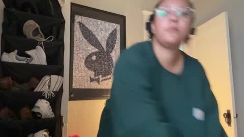 Snapshot of dreamyriri chatting on 26, 2, 2025 RIRI OR DREAMY online show from 26, 2, 2025