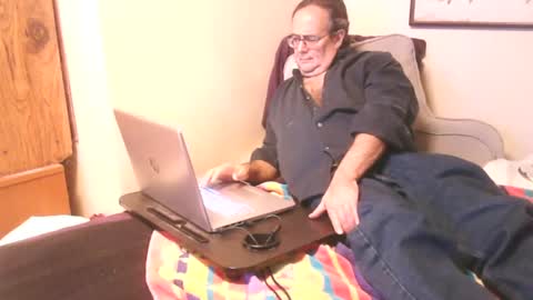 Dr. Feelgood online show from 1, 1, 2025