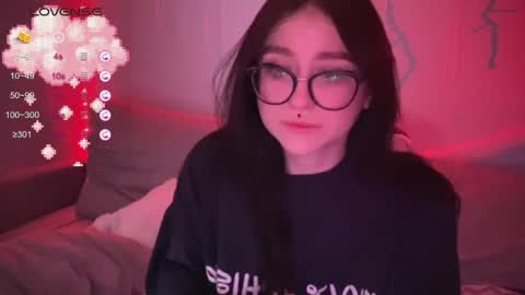 Tara  Sonny online show from 28, 2, 2025