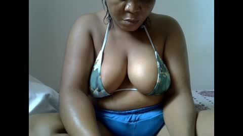 Snapshot of drippingnwet chatting on 16, 6, 2026 drippingnwet online show from 16, 6, 2026