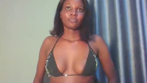 Snapshot of drippingpussy_ chatting on 7, 10, 2025 drippingpussy_ online show from 7, 10, 2025