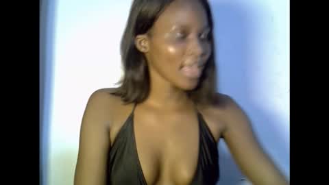 Snapshot of drippingpussy_ chatting on 14, 10, 2025 drippingpussy_ online show from 14, 10, 2025