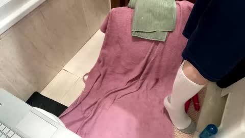 drippingwetpussies online show from 14, 4, 2026