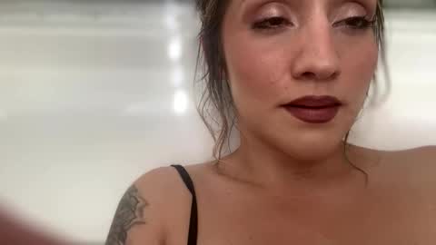 drippypetalo online show from 3, 11, 2025