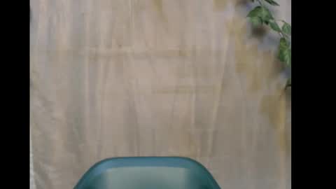 Snapshot of dripqueenx chatting on 13, 12, 2025 linda online show from 13, 12, 2025