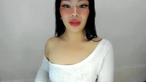 Snapshot of dripqueenxoxo chatting on 18, 9, 2025 miss. Erika online show from 18, 9, 2025