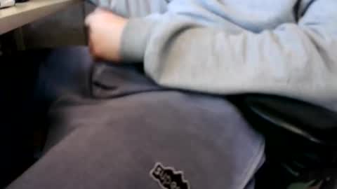 Snapshot of drlo23 chatting on 2, 3, 2025 drlo23 online show from 2, 3, 2025