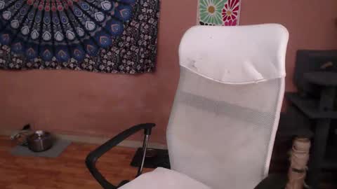 Snapshot of drmst13_2 chatting on 9, 11, 2025 River online show from 9, 11, 2025